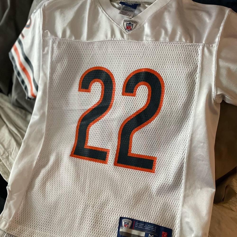 1 jacket 2 jersey’s - Picture 8 of 14